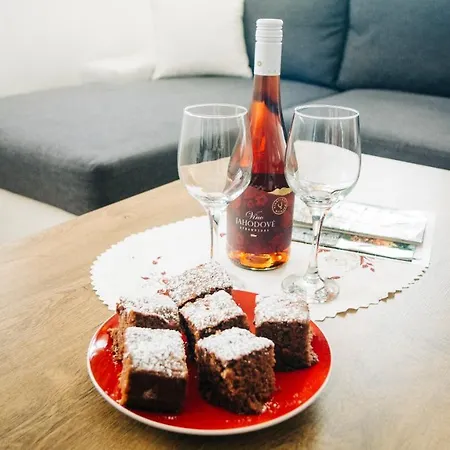 منزل ريفي Castle Village *