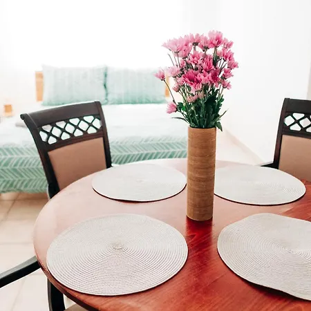 Castle Village Lantställe