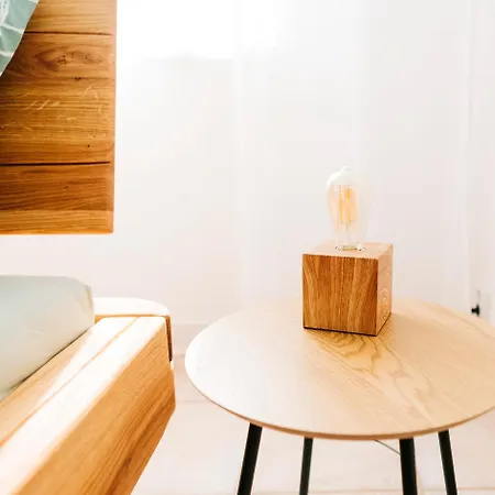 Castle Village منزل ريفي *