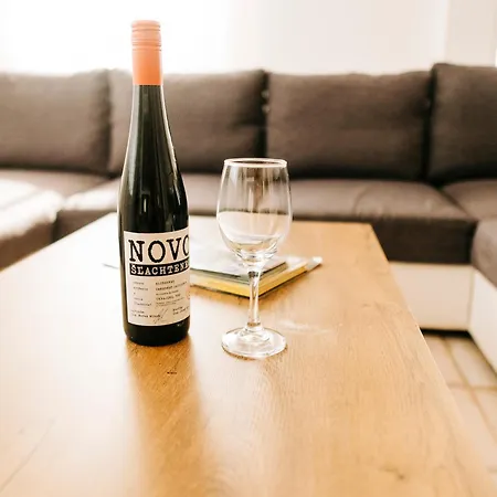 Castle Village * Krásnohorské Podhradie